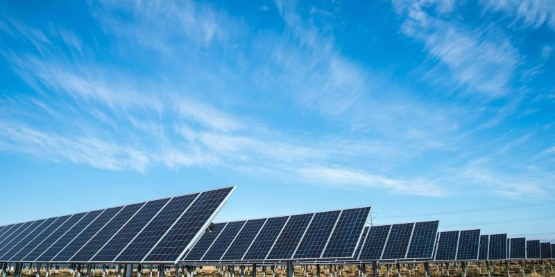 The Complete Guide to Solar Farm Decommissioning - The Solar Recycling ...